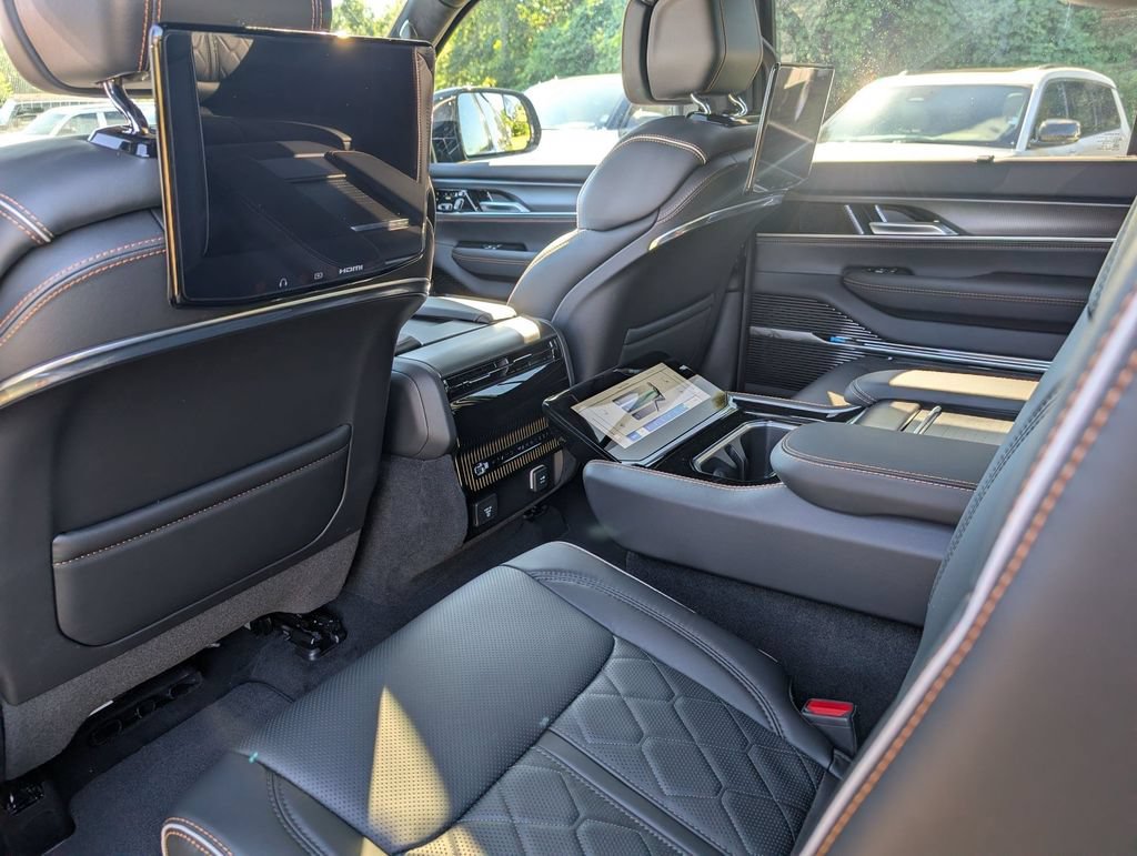 New 2026 Jeep Grand Wagoneer L Summit AWD/4WD image 22