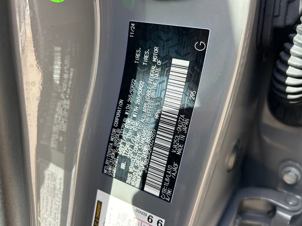 Used 2024 Lexus GX 550 w/ Accessory Package (2T) image 10