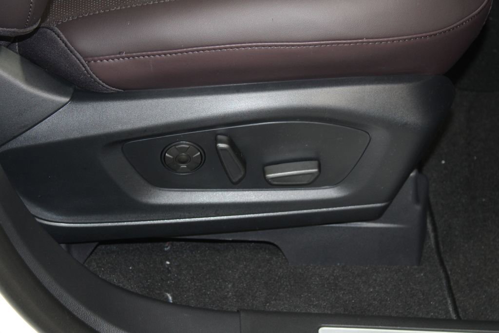 New 2026 Ford Explorer Platinum image 27