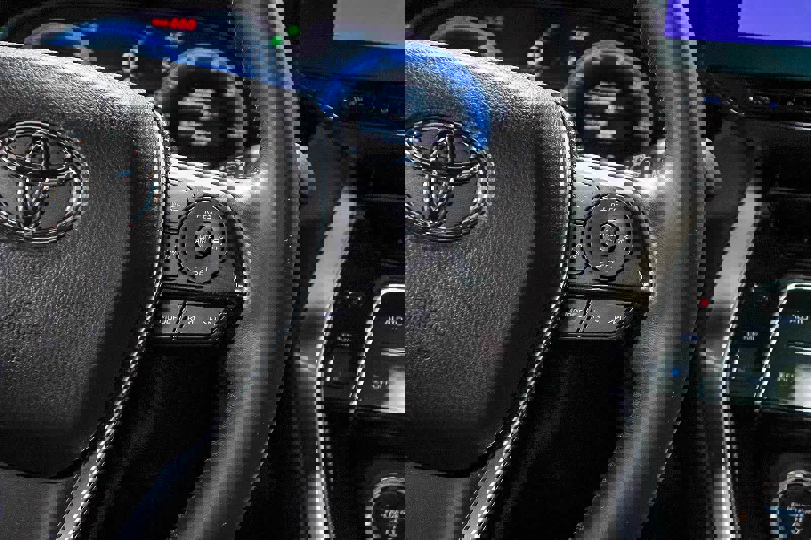 Certified 2024 Toyota Venza Limited image 17