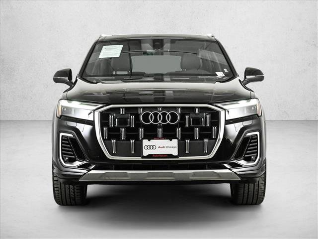 Used 2025 Audi Q7 3.0T Premium Plus AWD/4WD image 2