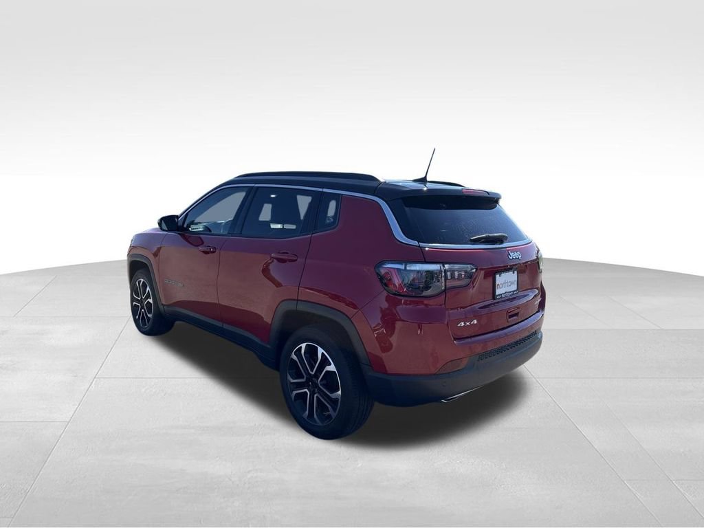 Used 2023 Jeep Compass Limited AWD/4WD image 8