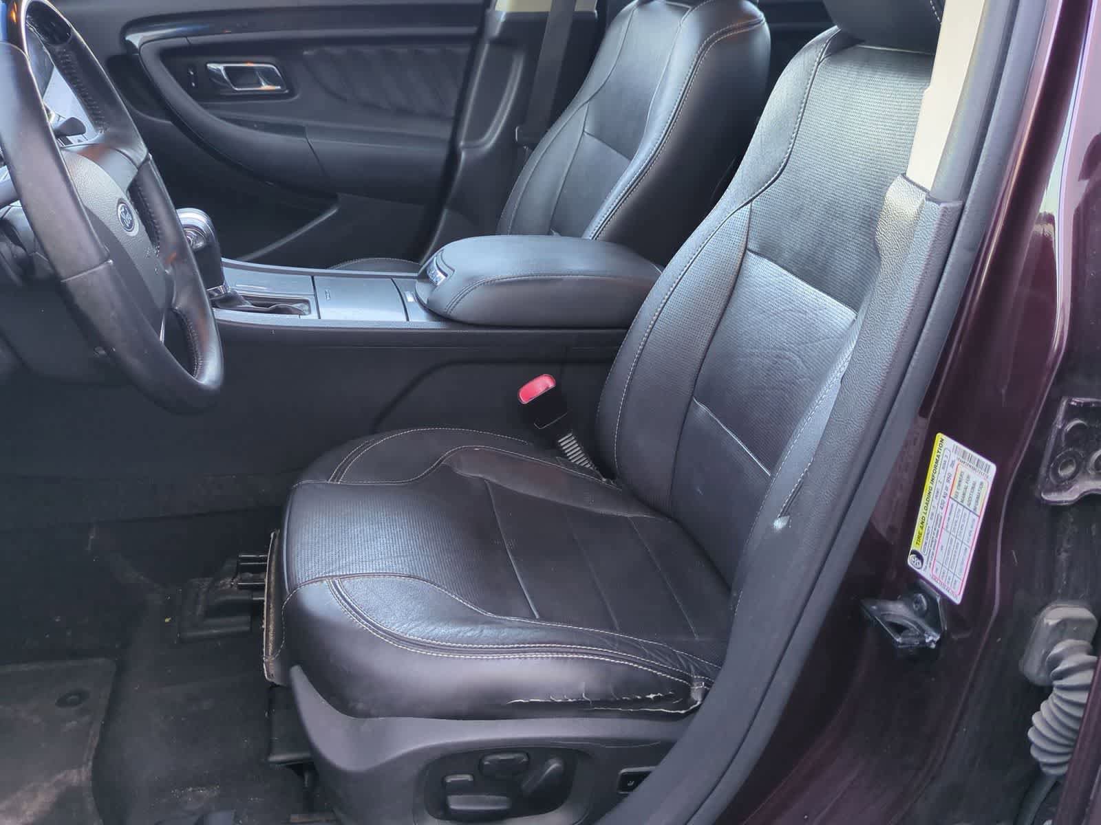 Used 2011 Ford Taurus Limited w/ 303A Rapid Spec Order Code FWD image 15