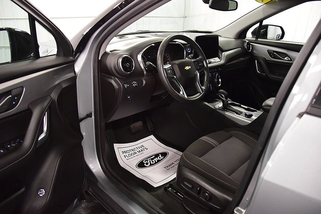Used 2023 Chevrolet Blazer LT w/ Convenience Package AWD/4WD image 14