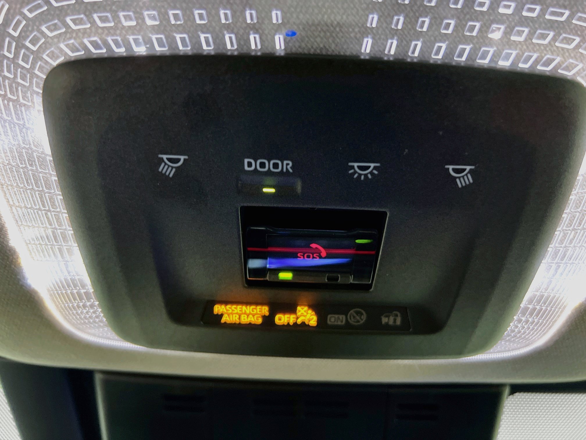 Used 2025 Toyota Prius Plug-In Hybrid FWD image 20