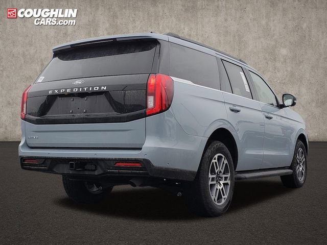 New 2025 Ford Expedition Active image 14