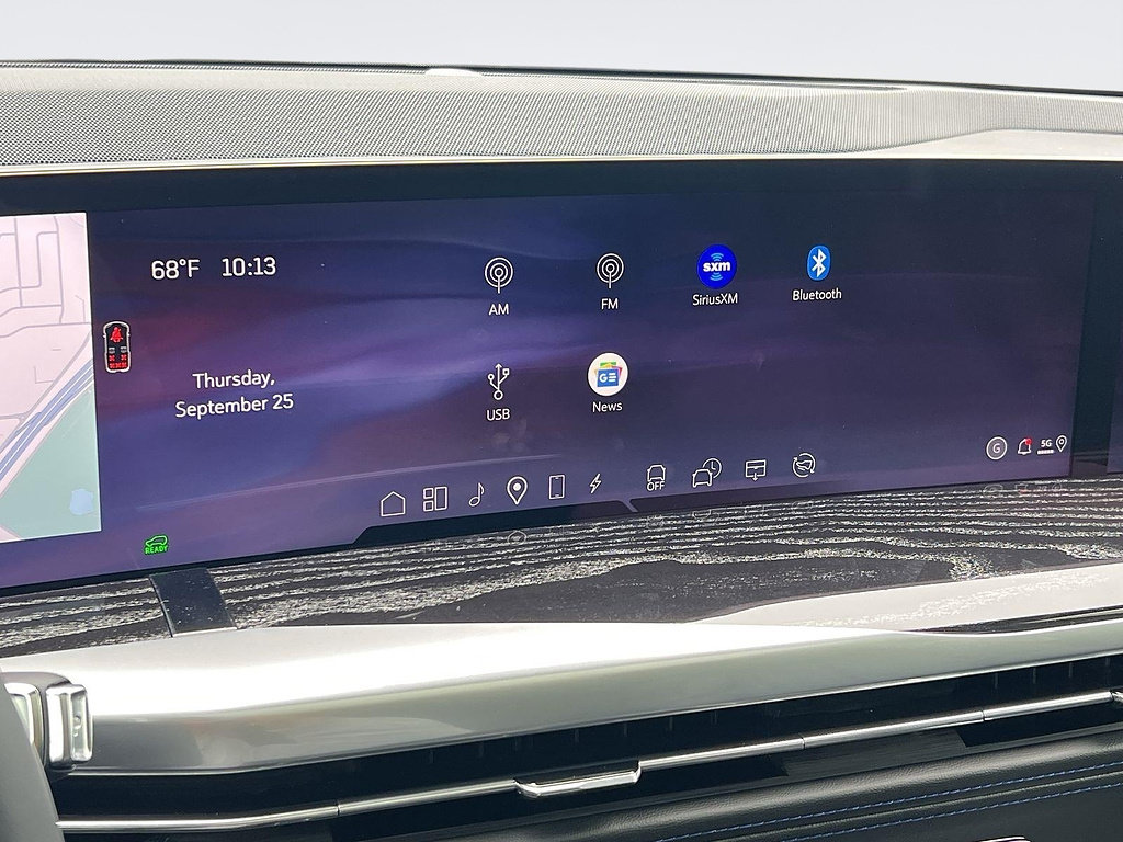 New 2026 Cadillac Escalade IQL Luxury AWD/4WD image 18