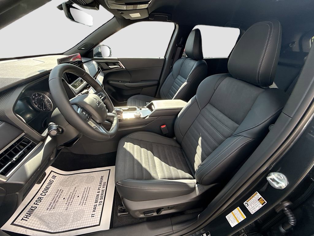 New 2026 Mitsubishi Outlander LE FWD image 19