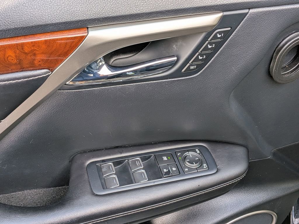 Used 2018 Lexus RX 350L AWD image 13