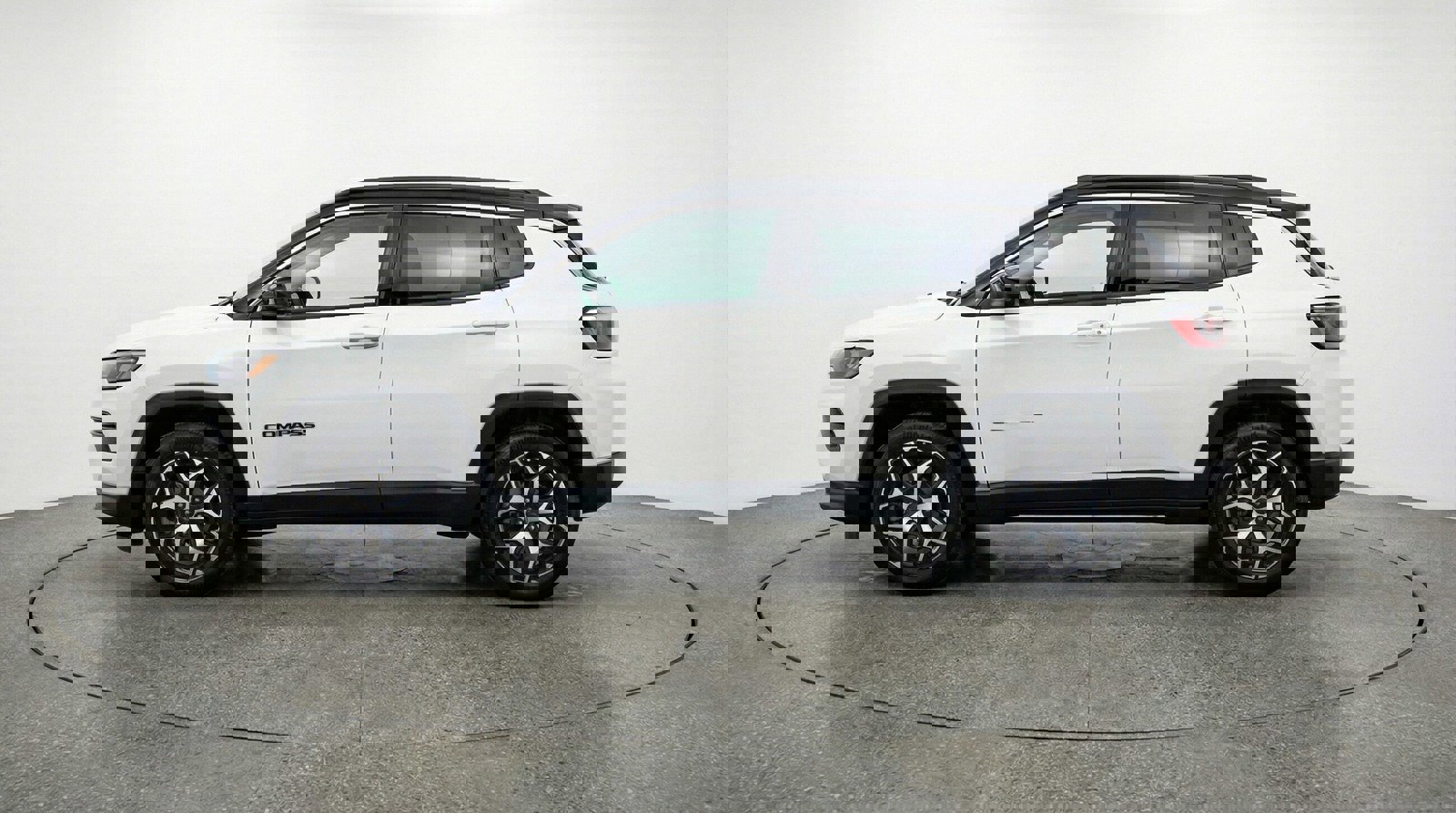 Used 2025 Jeep Compass Limited image 4