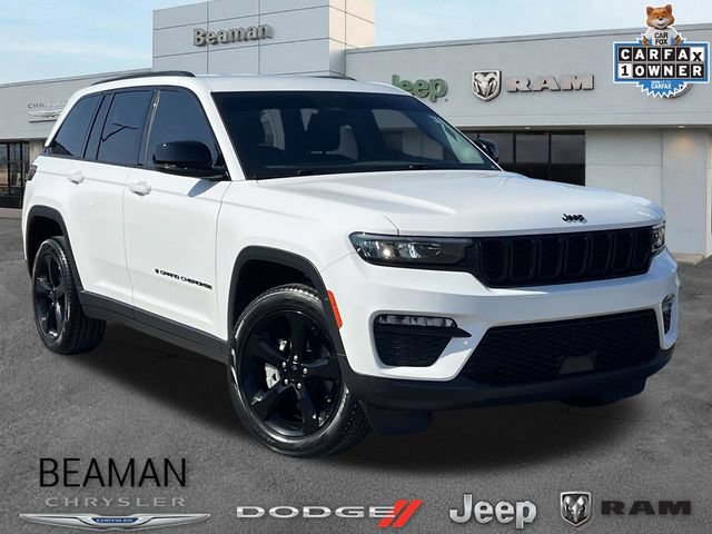 Used 2024 Jeep Grand Cherokee Limited w/ Black Appearance Package AWD/4WD image 1