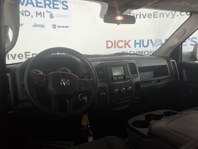 Used 2017 RAM 3500 Tradesman w/ Chrome Appearance Group image 10