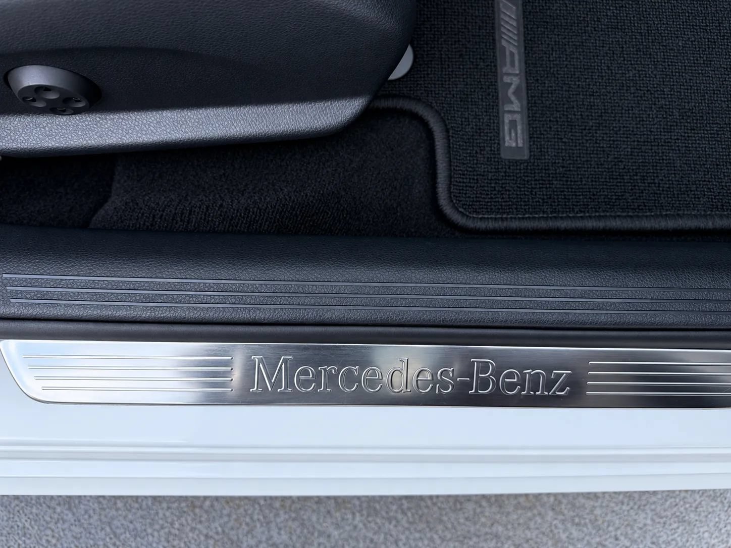 Used 2019 Mercedes-Benz C 300 4MATIC Sedan image 20