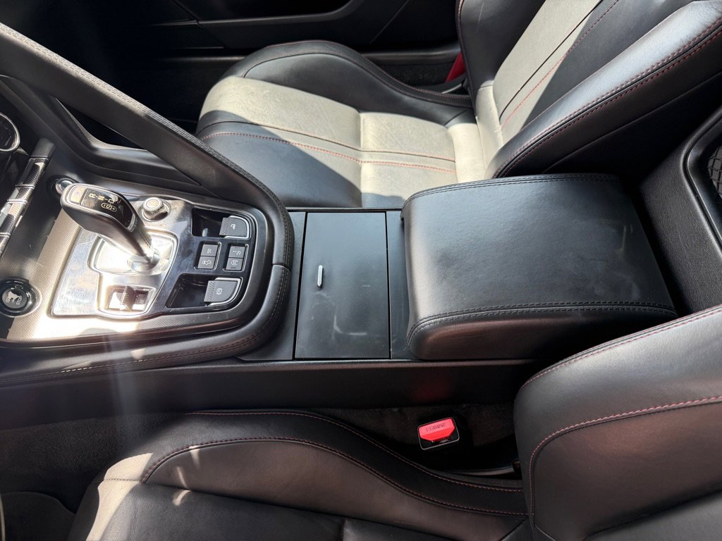 Used 2014 Jaguar F-TYPE Convertible RWD image 22