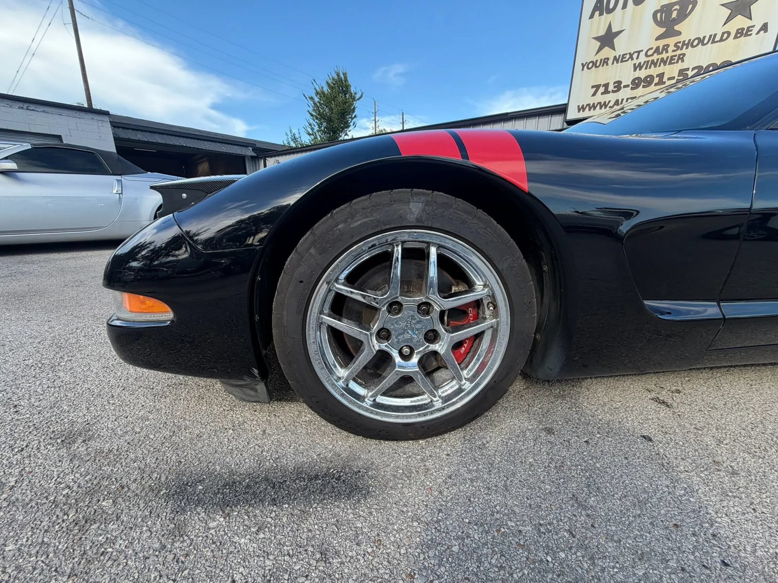 Used 1999 Chevrolet Corvette Coupe w/ Memory Pkg RWD image 28