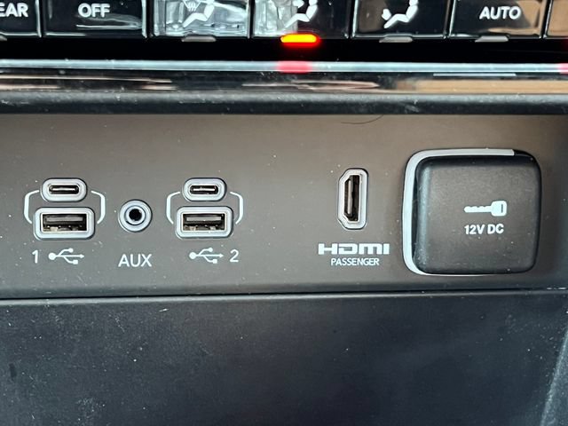 Used 2024 Jeep Grand Cherokee Summit w/ High Altitude Package AWD/4WD image 34