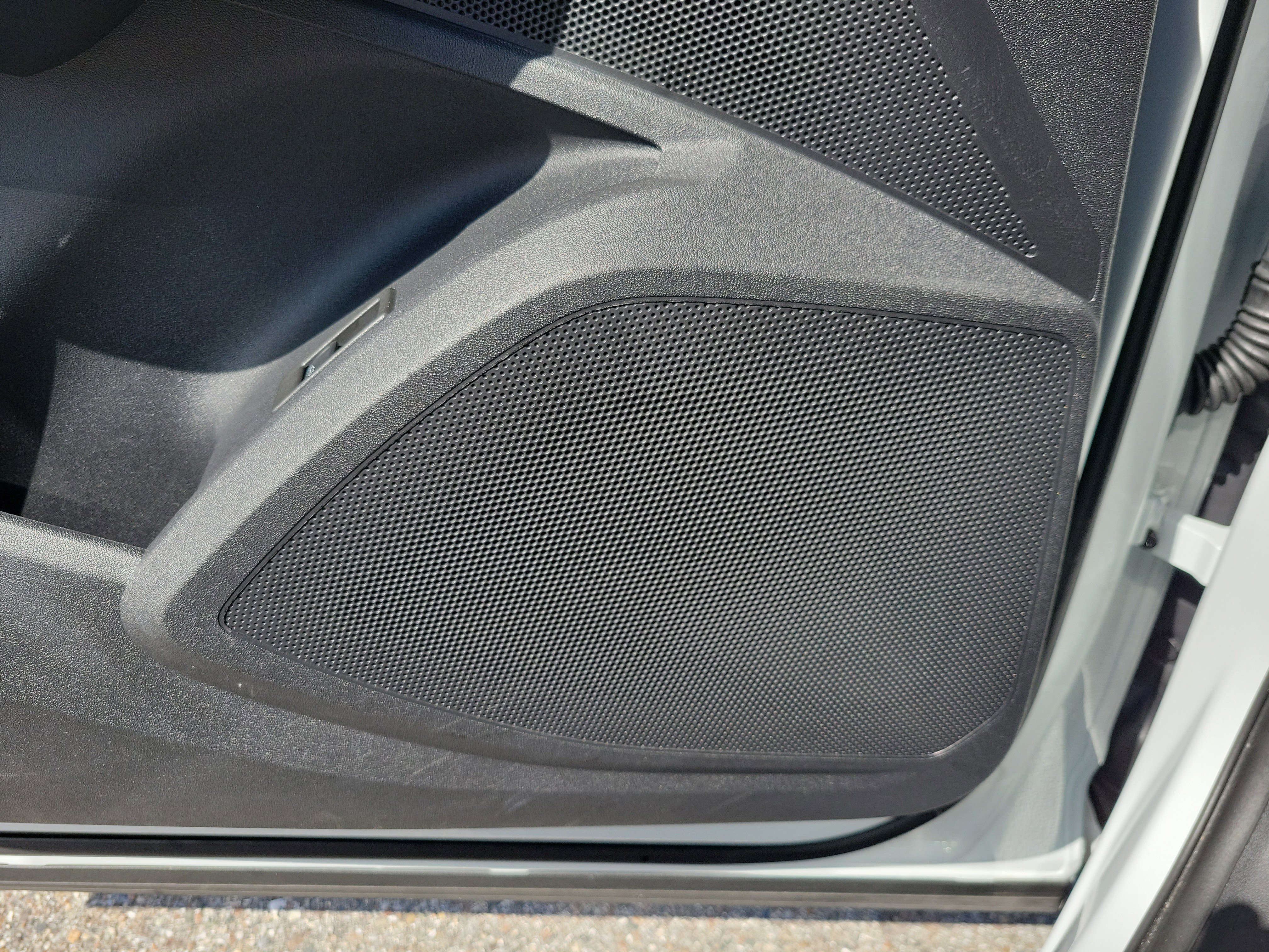 Used 2025 Audi Q5 Premium w/ Convenience Package image 18