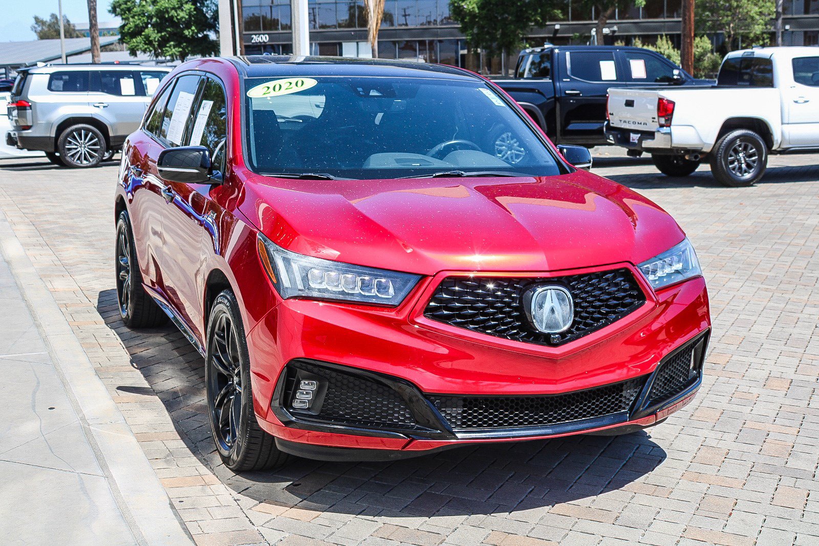 Used 2020 Acura MDX w/ Advance & Entertainment Pac AWD/4WD image 3