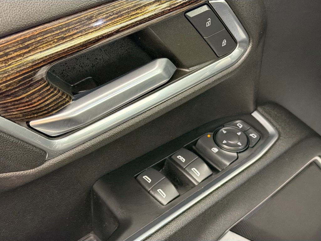 Used 2024 GMC Sierra 2500 SLE w/ SLE Value Package; image 18