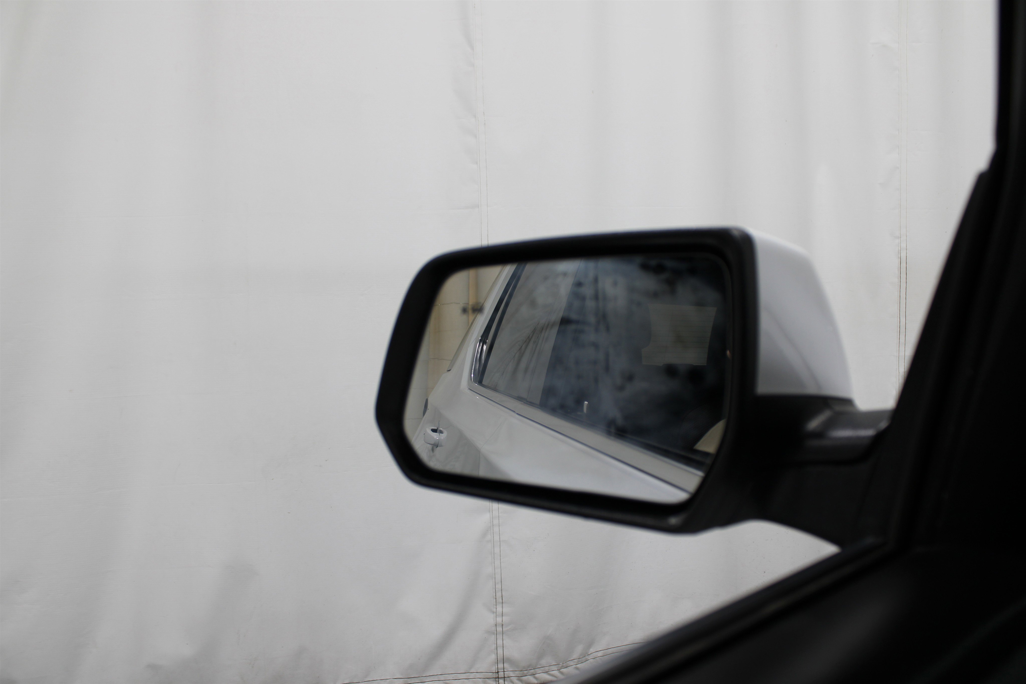 Used 2023 Chevrolet Traverse LT image 12