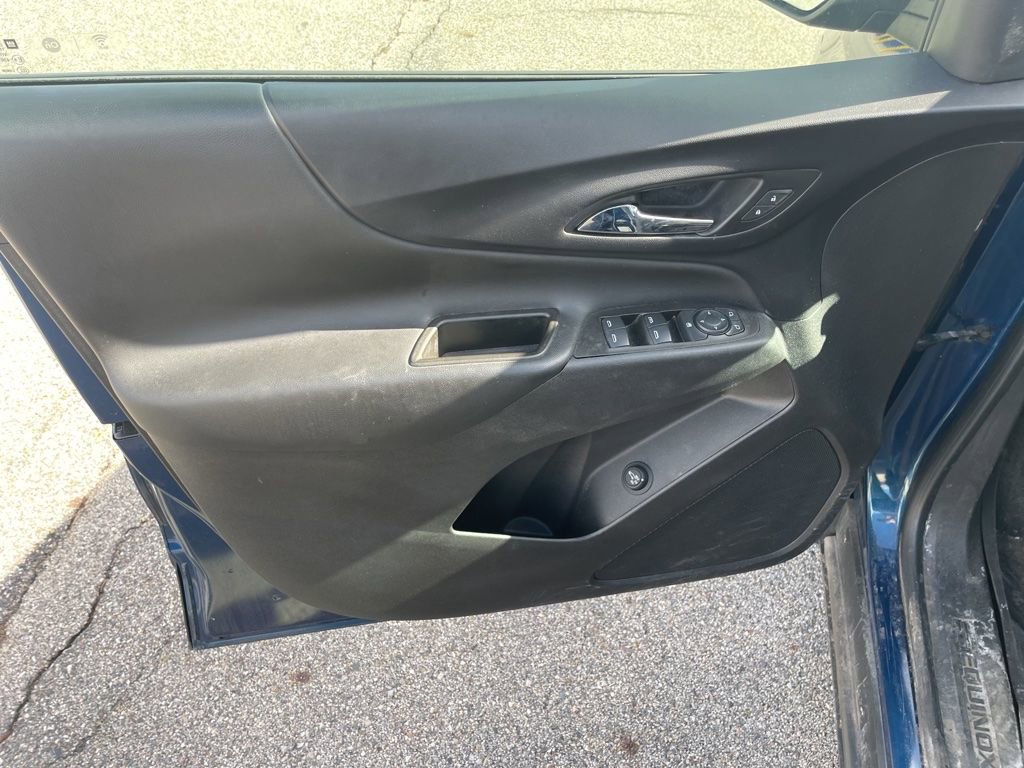 Used 2021 Chevrolet Equinox LT image 19