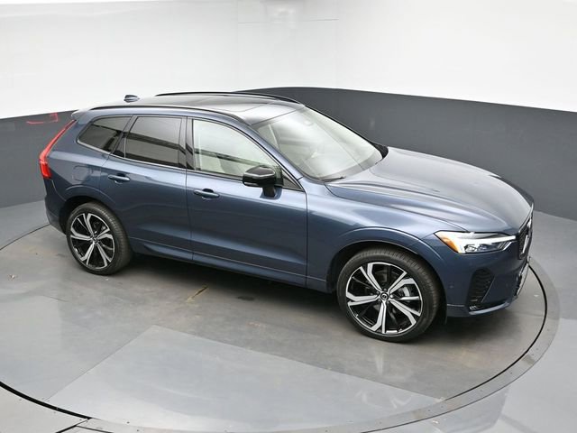 Used 2023 Volvo XC60 B5 Ultimate w/ Protection Package Premier image 17