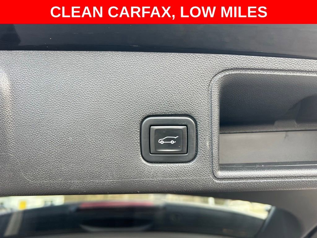 Used 2020 GMC Terrain SLT w/ Preferred Package FWD image 23