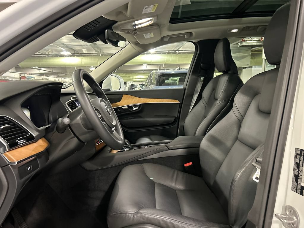 Used 2023 Volvo XC90 B6 Plus w/ Protection Package Premier AWD/4WD image 11