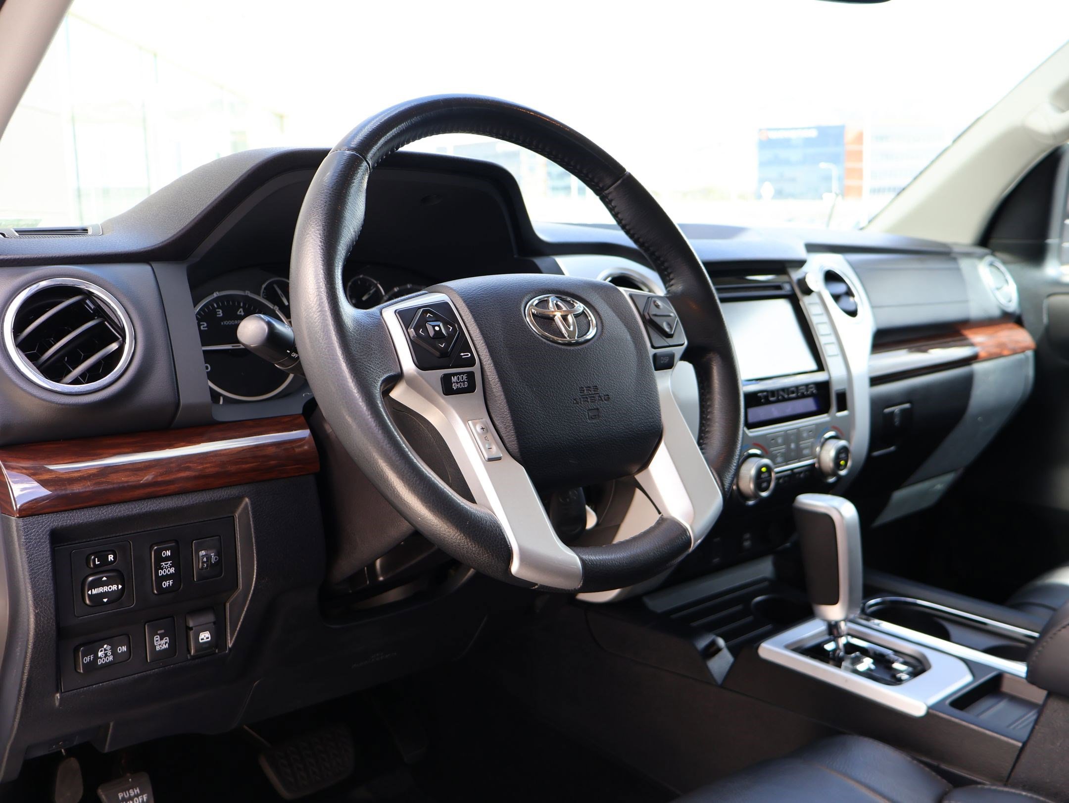 Used 2017 Toyota Tundra Limited image 13