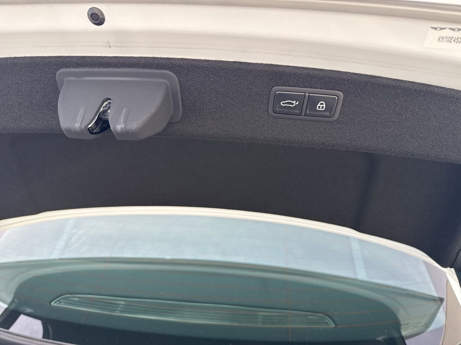 Used 2025 Genesis G80 3.5T Sport image 11