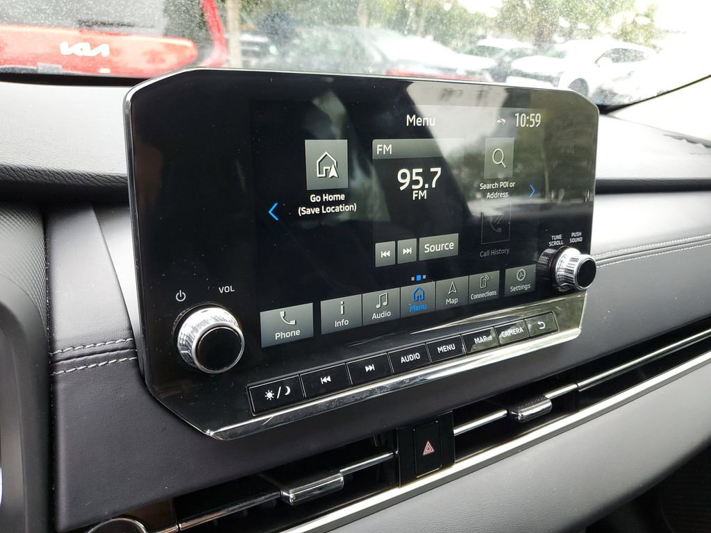 Used 2023 Mitsubishi Outlander SE Black Edition image 28