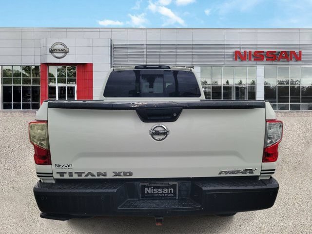 Used 2019 Nissan Titan PRO-4X w/ Pro-4x Convenience Package AWD/4WD image 3