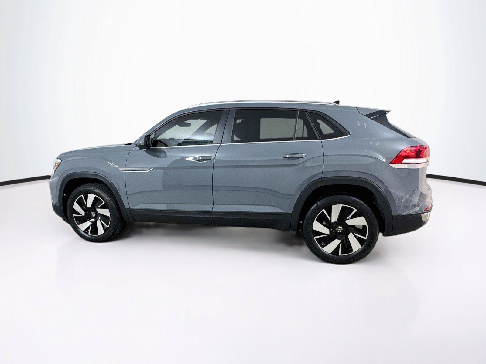 New 2026 Volkswagen Atlas Cross Sport SE FWD image 3