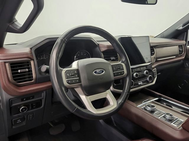 Used 2024 Ford Expedition Limited image 17