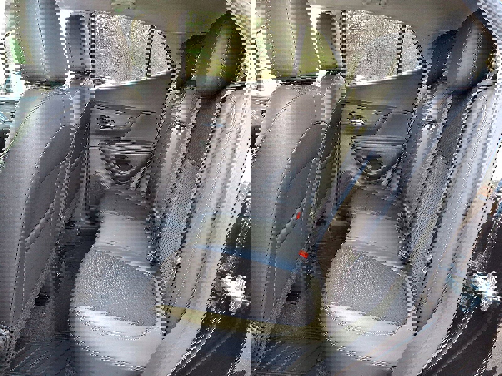 Certified 2022 Buick Encore Preferred w/ Safety Package image 19