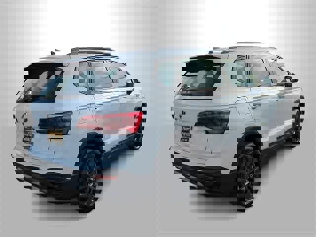 Used 2022 Volkswagen Taos S image 8