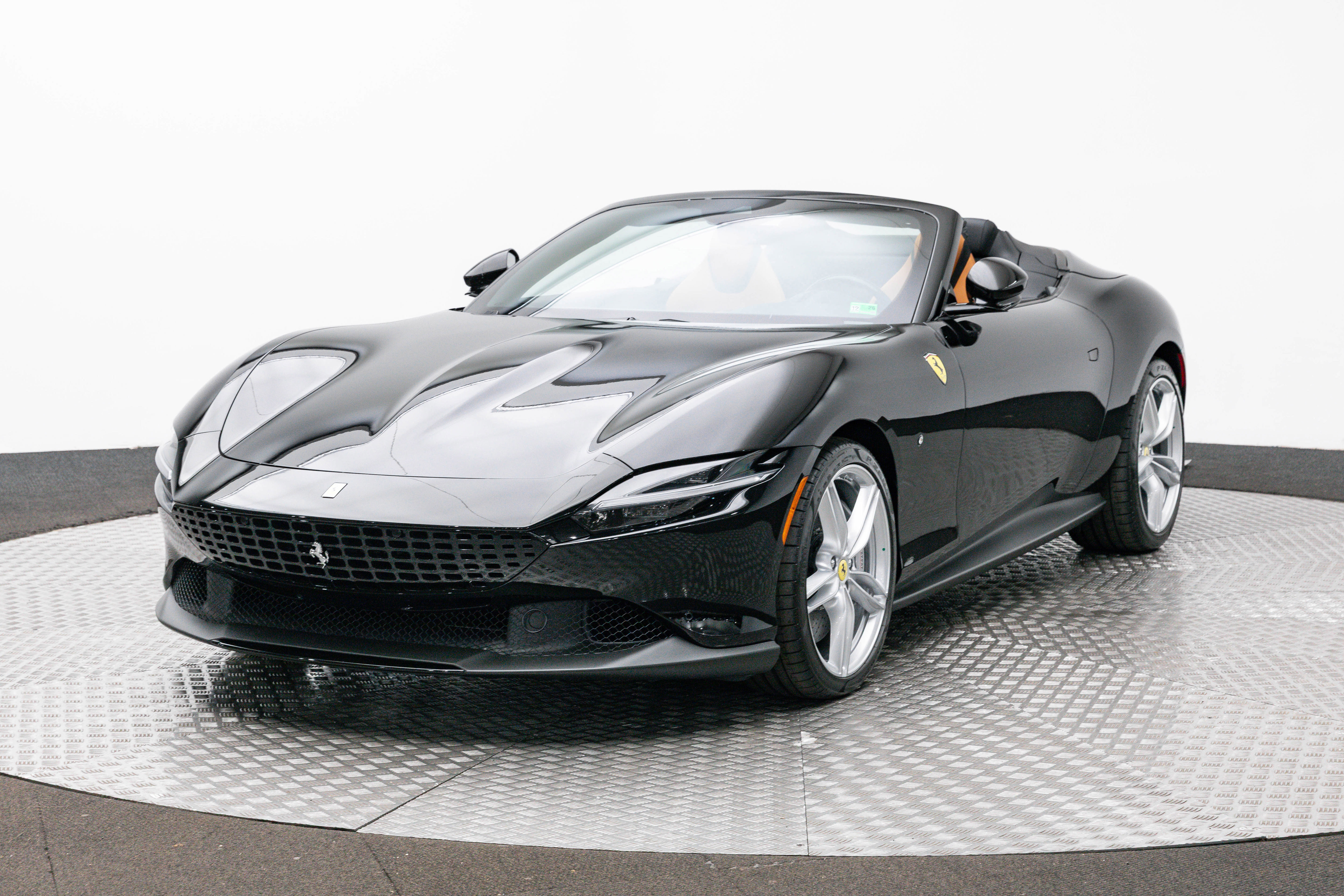 Certified 2026 Ferrari Roma Spider image 1