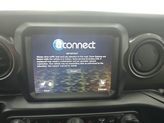 Used 2022 Jeep Wrangler Unlimited Sport image 17