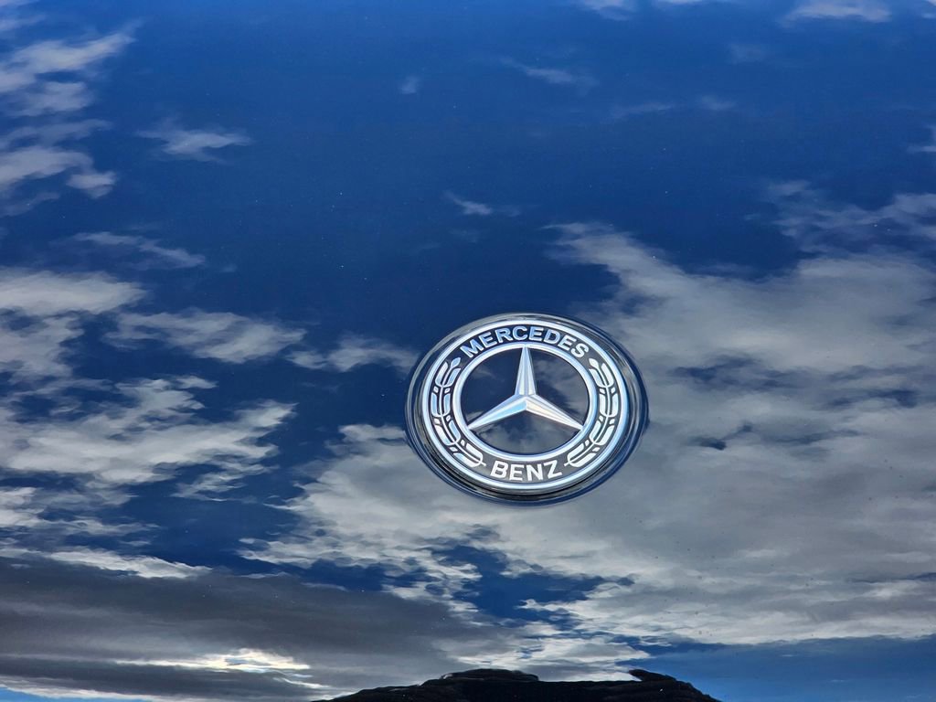 Used 2026 Mercedes-Benz GLC 300 image 10