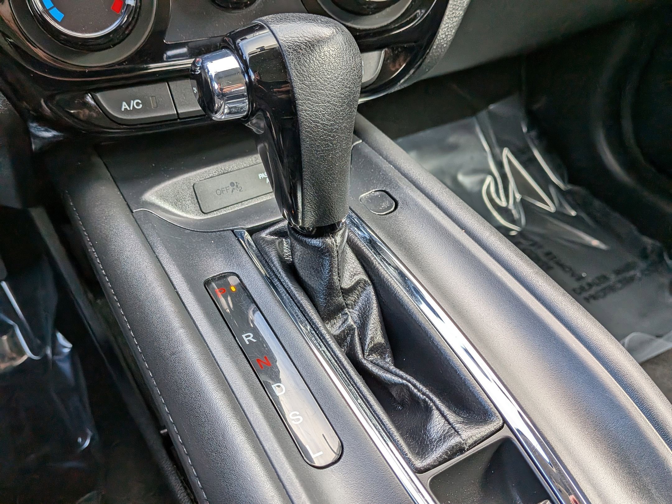 Used 2016 Honda HR-V LX image 20