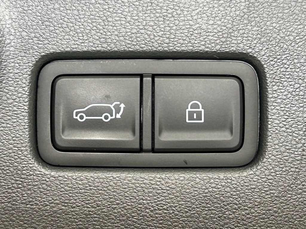 Used 2025 Hyundai Santa Fe Calligraphy AWD/4WD image 17
