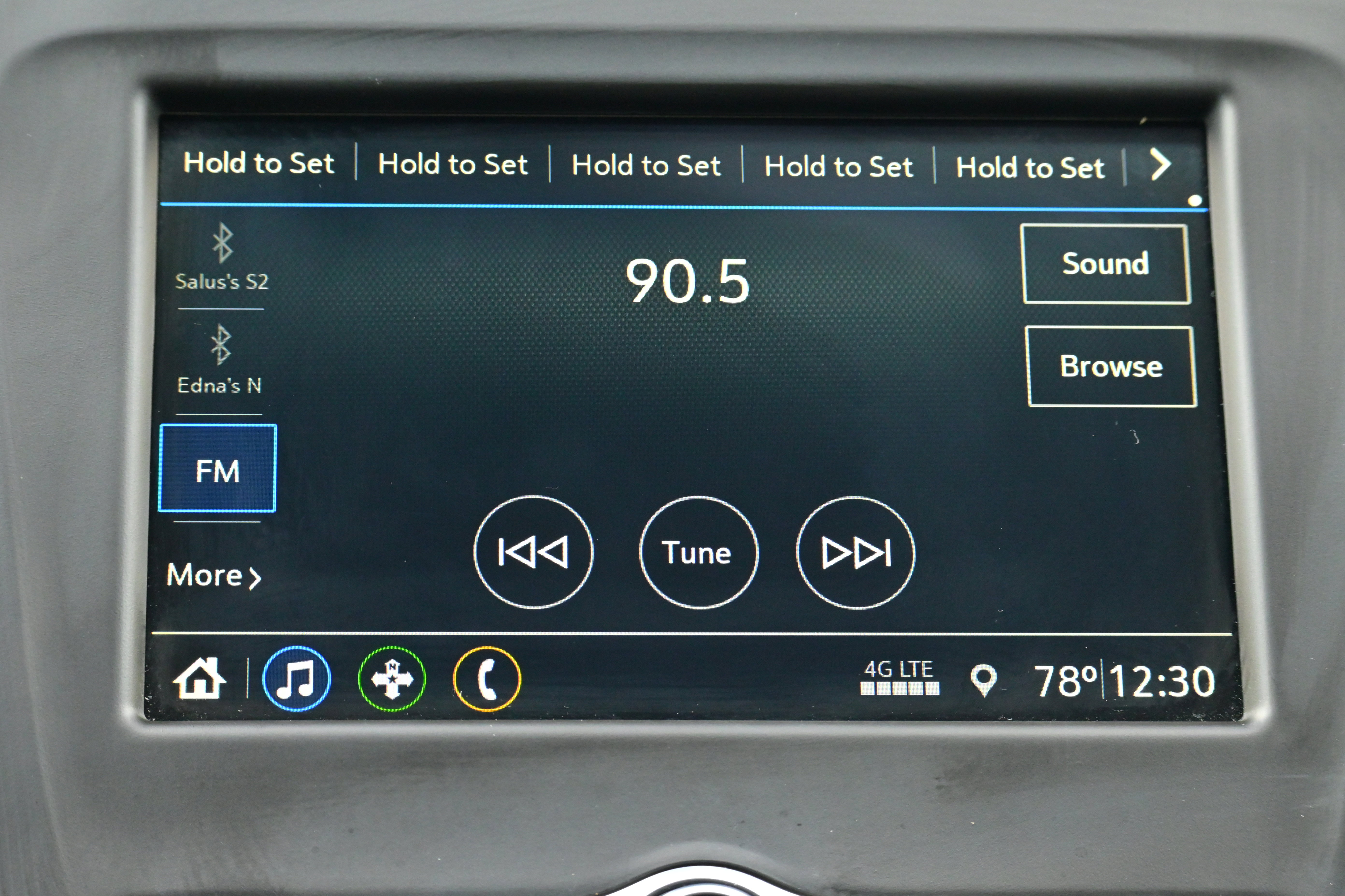 Used 2019 Chevrolet Equinox LS image 15