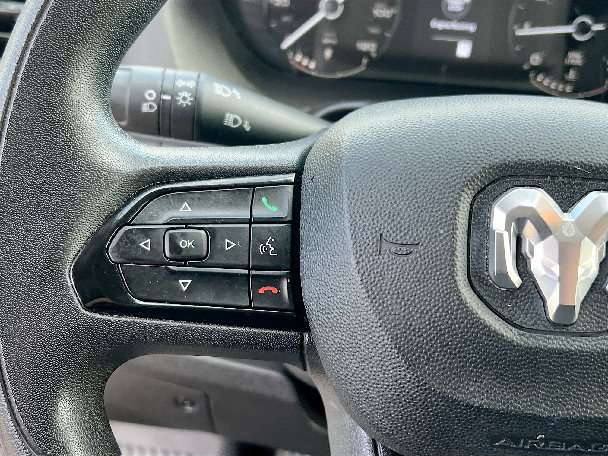 Used 2025 RAM ProMaster 2500 w/ Convenience Group image 18