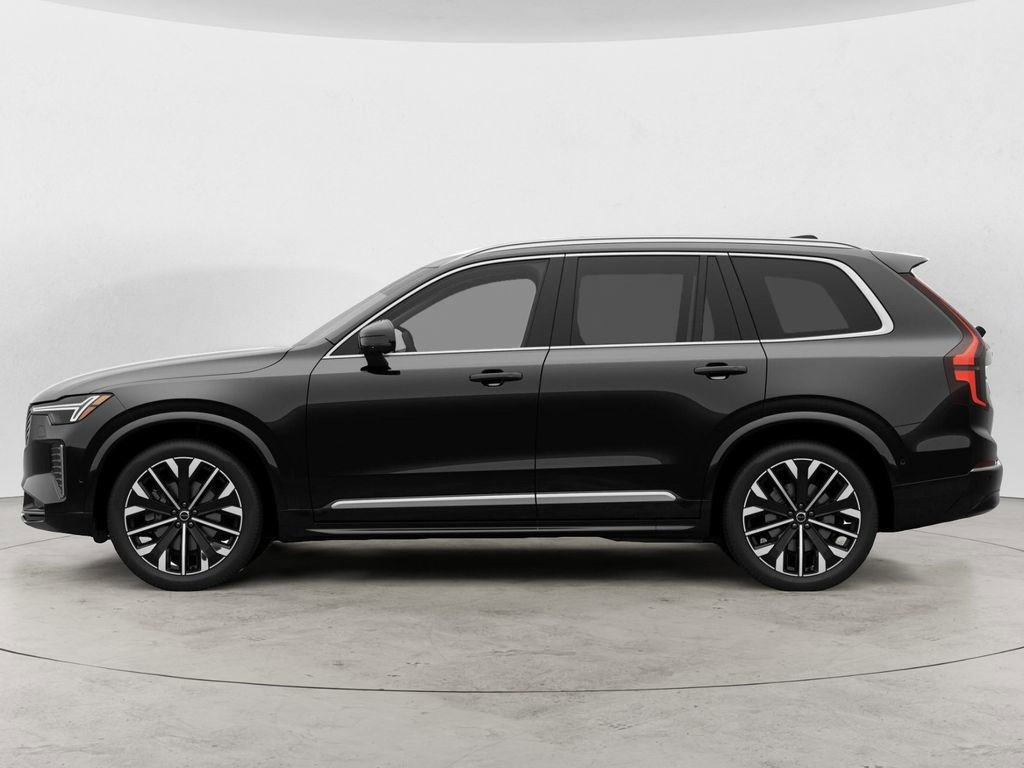 Certified 2025 Volvo XC90 B6 Plus image 4