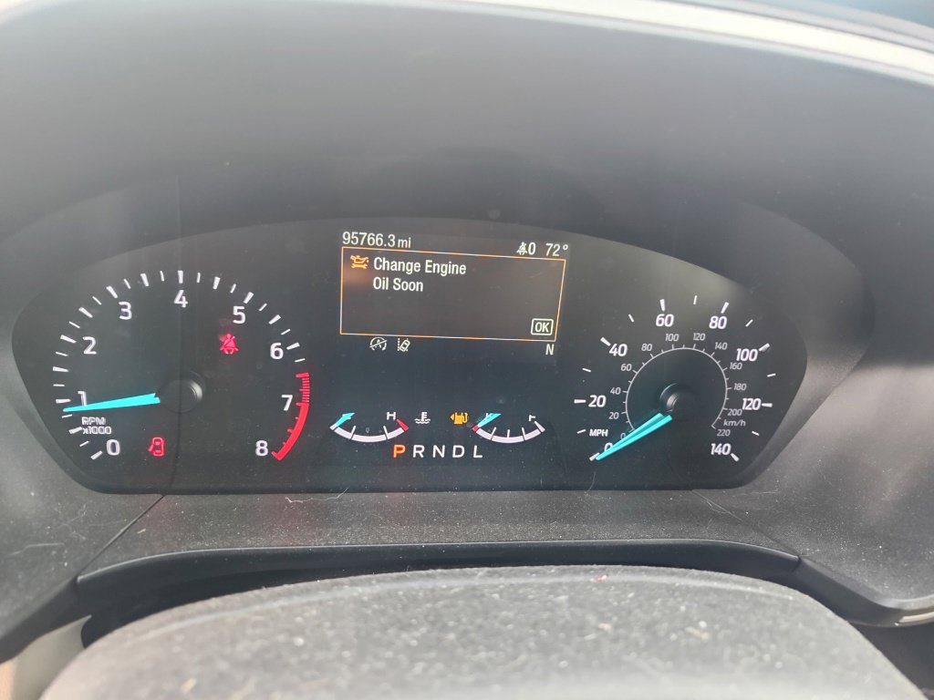 Used 2020 Ford Escape SE FWD image 8