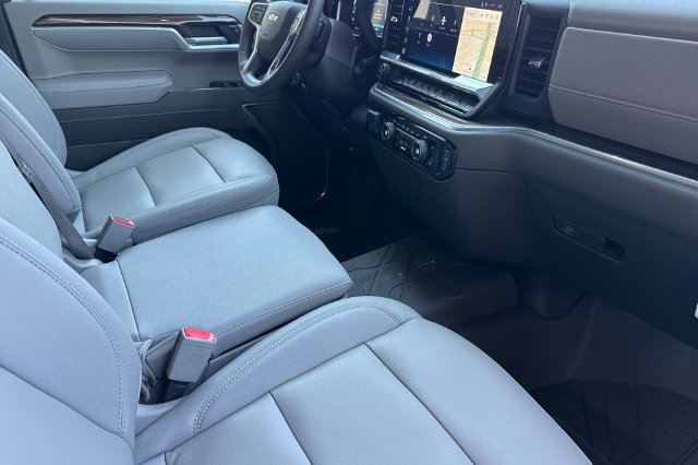 New 2026 Chevrolet Silverado 1500 LT w/ Leather Package AWD/4WD image 23