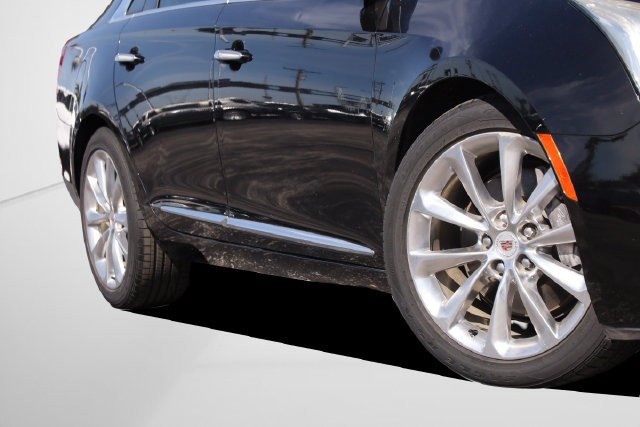 Used 2013 Cadillac XTS Premium FWD image 3