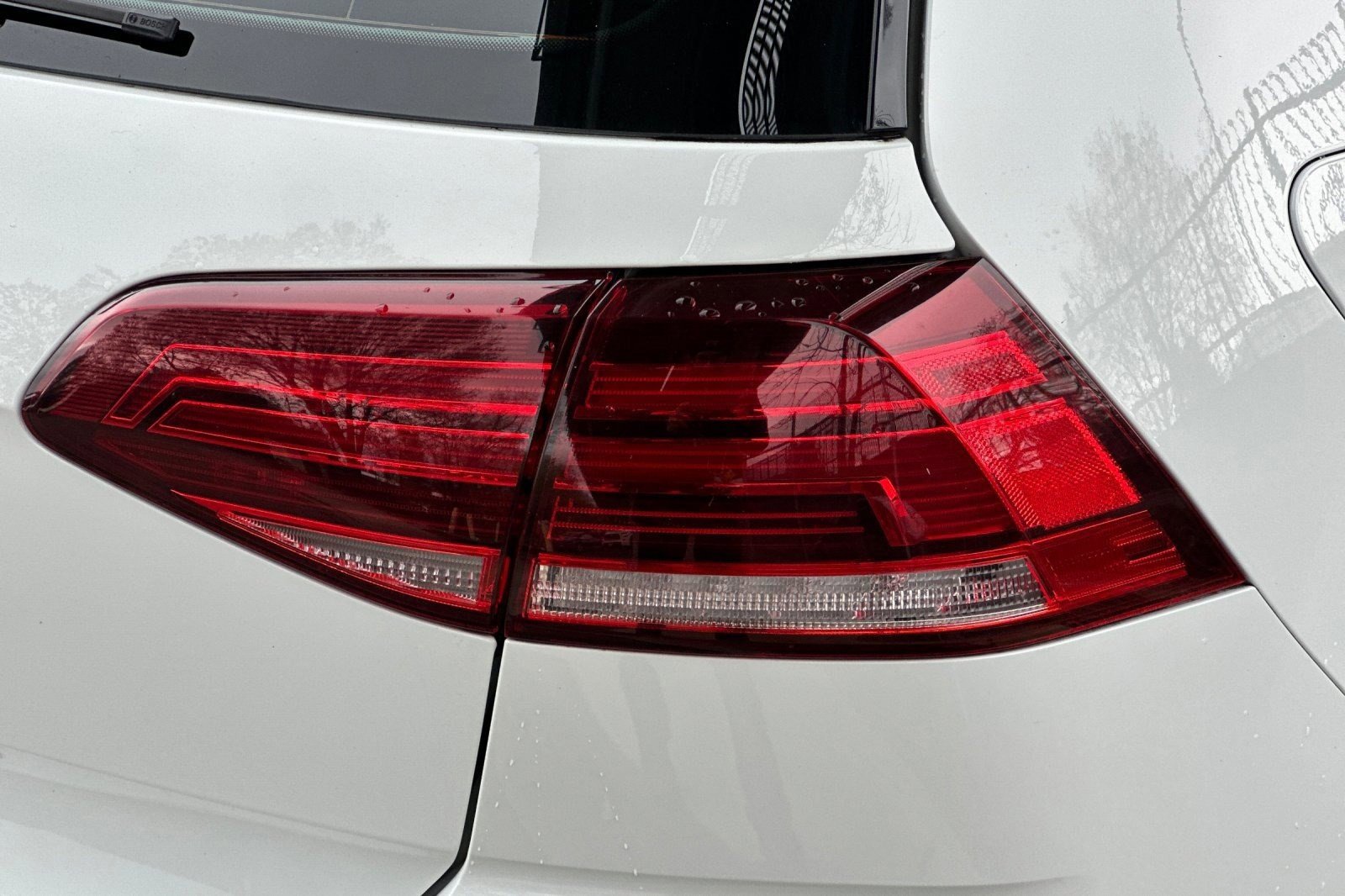 Used 2019 Volkswagen GTI SE w/ SE Experience Package image 12