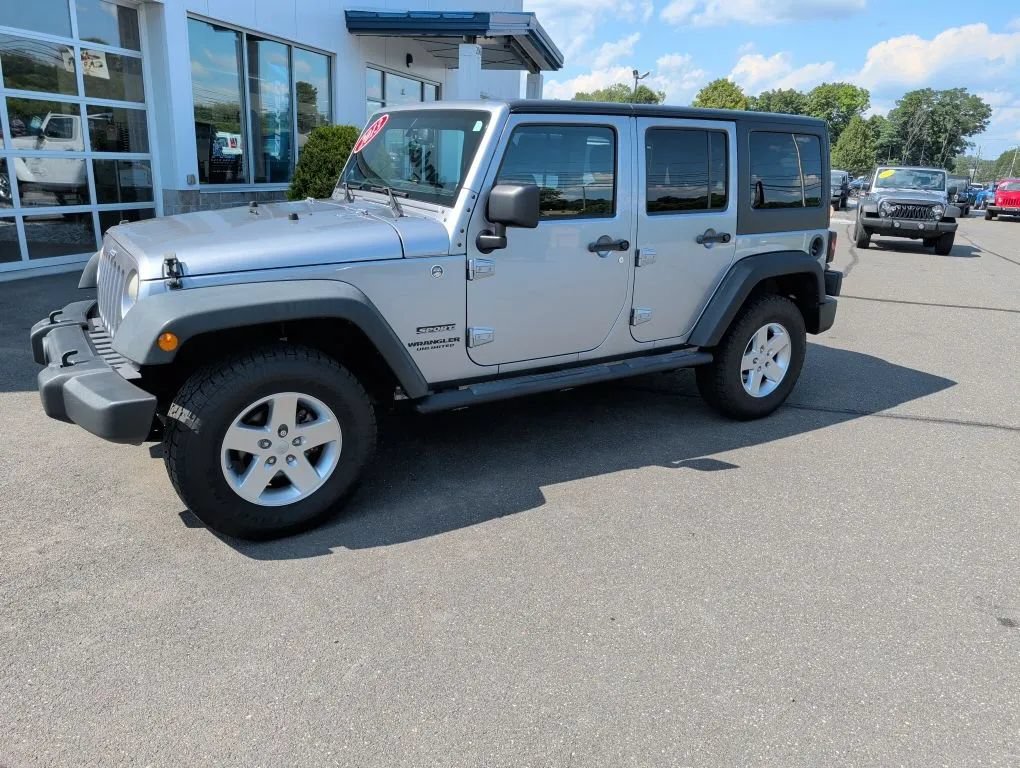 Used 2013 Jeep Wrangler Unlimited Sport AWD/4WD video 1