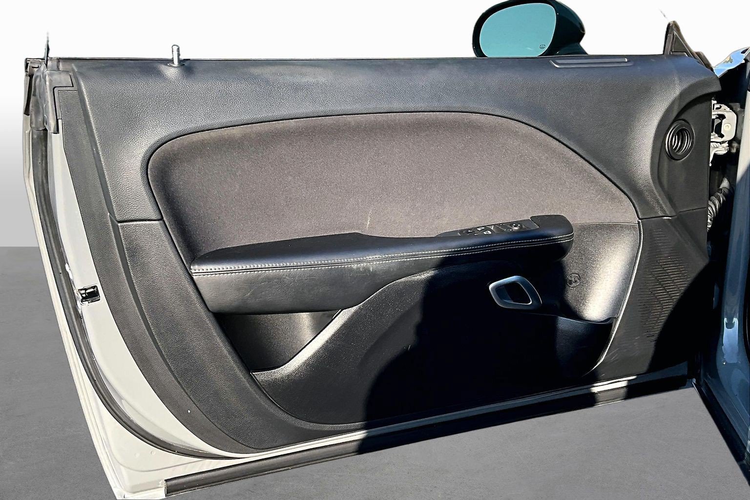 Used 2019 Dodge Challenger SXT RWD image 17
